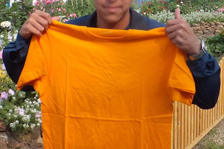 orange_tshirt.jpg