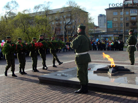 Митинг на Красной площади в Красноярске